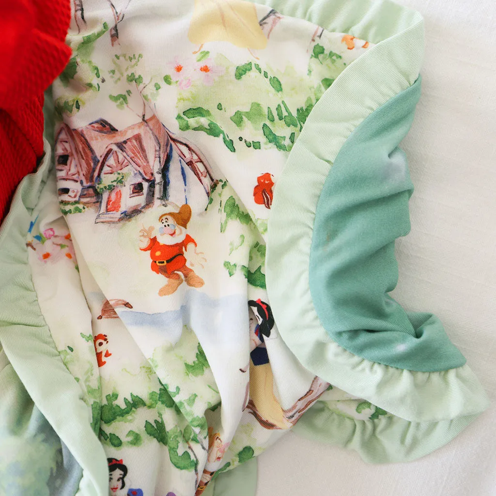 Disney Princess Snow White & Snow White's Cottage Ruffled Luxette Patoo Blanket
