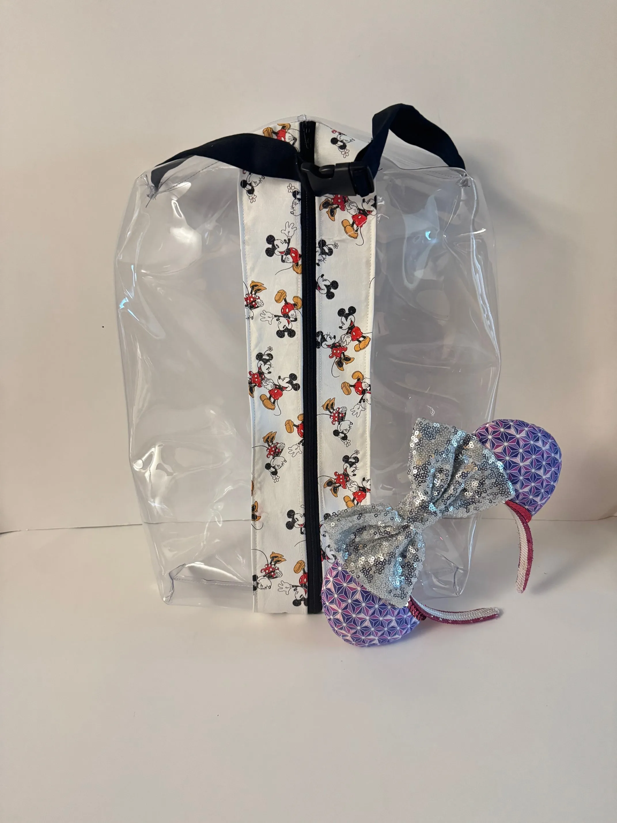 Large Hanging Boxy Bag - Happy Mickey and Minnie